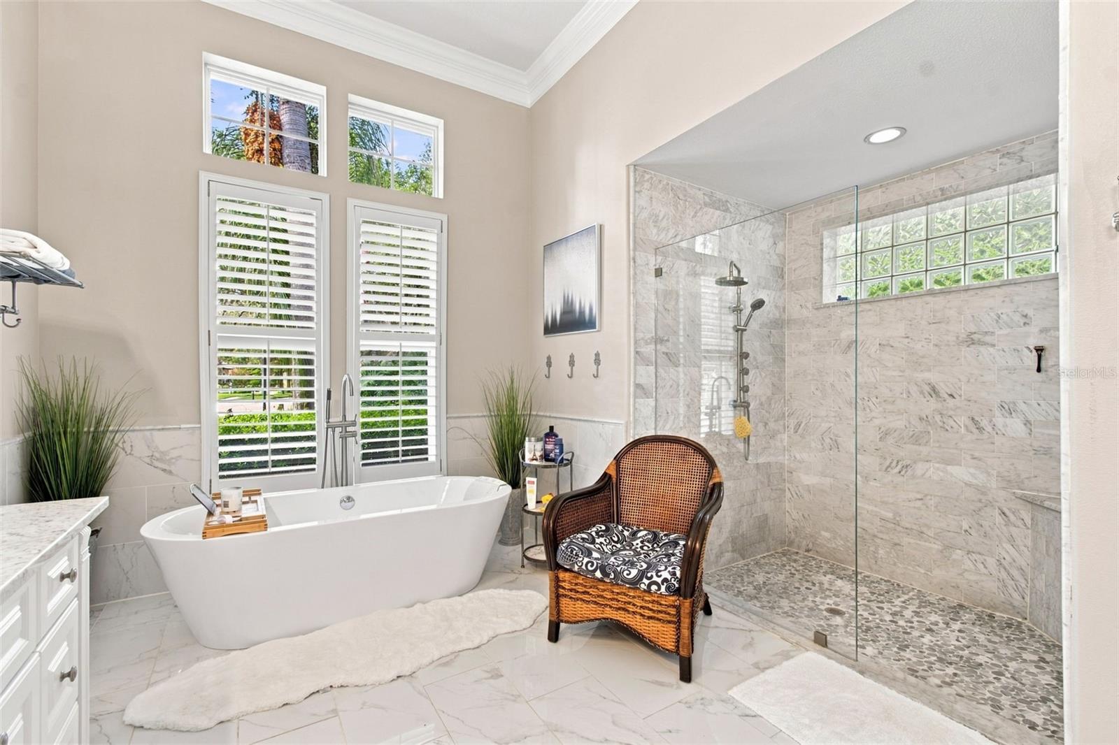 9212 PINE ISLAND CT — photo 33