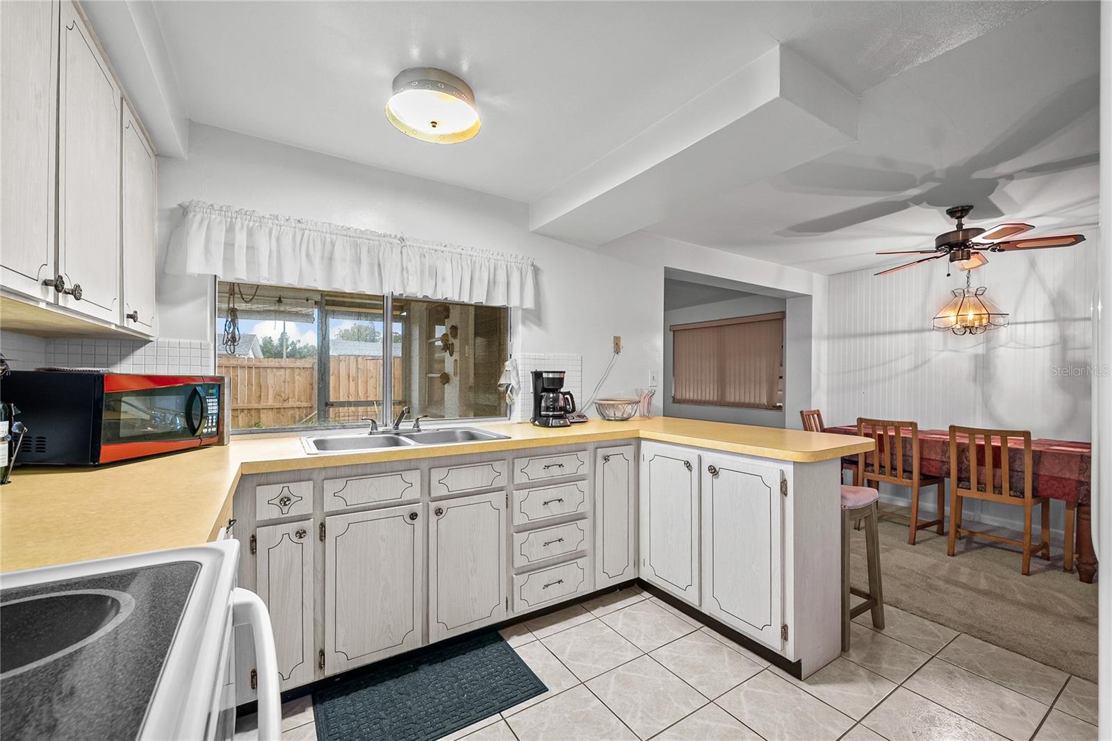 3410 COLUMBUS DR — photo 13