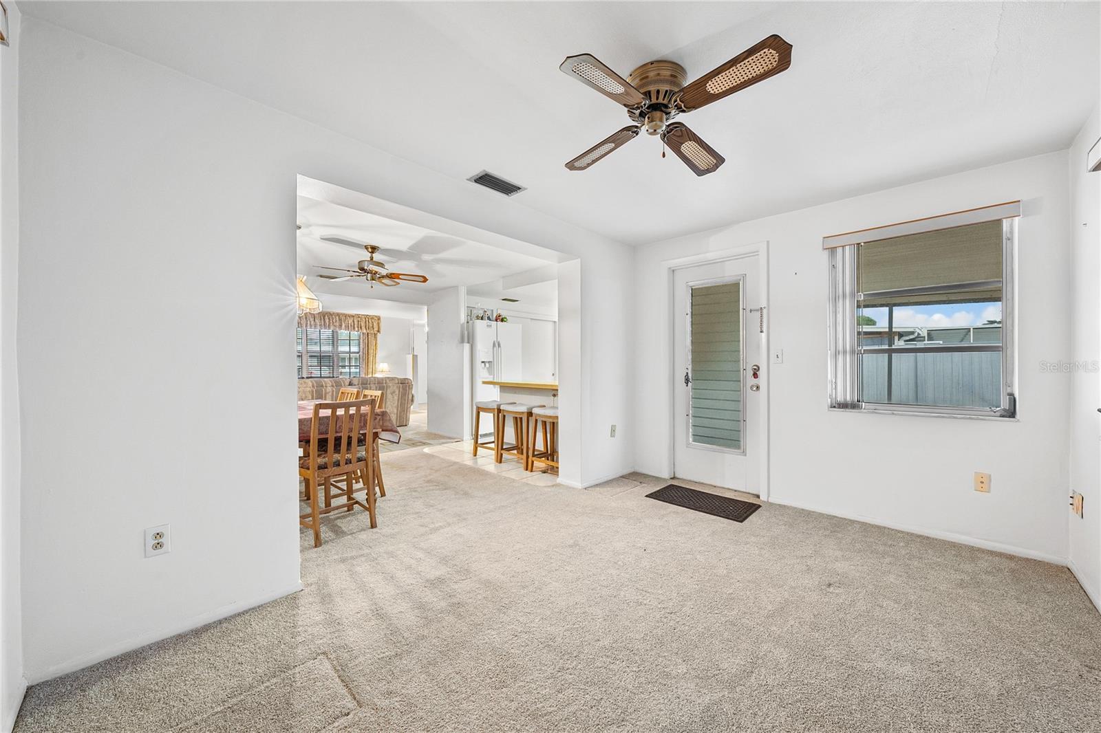 3410 COLUMBUS DR — photo 18