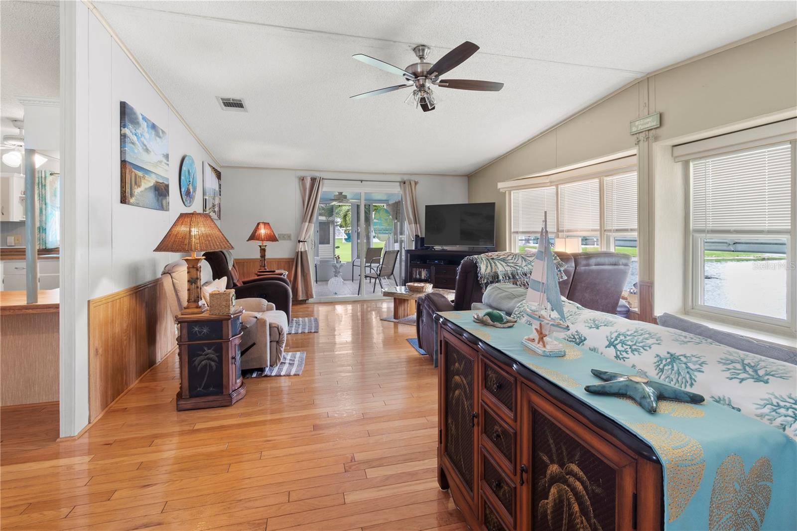 78 EAGLE CIR — photo 16