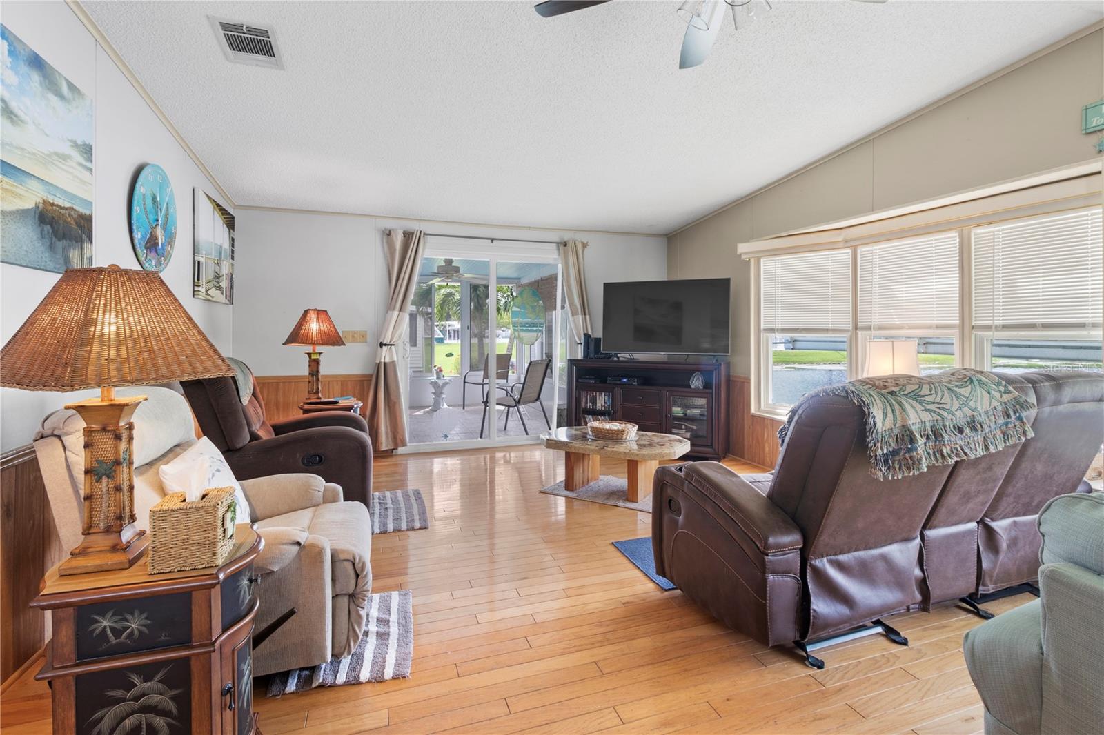 78 EAGLE CIR — photo 13