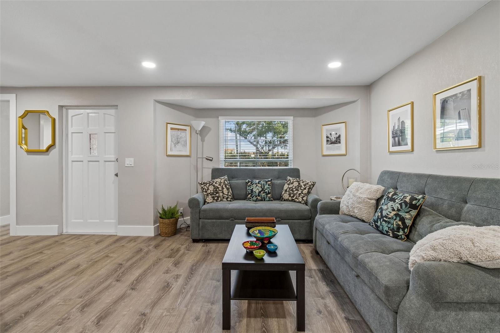 4906 W CLEVELAND ST — photo 16