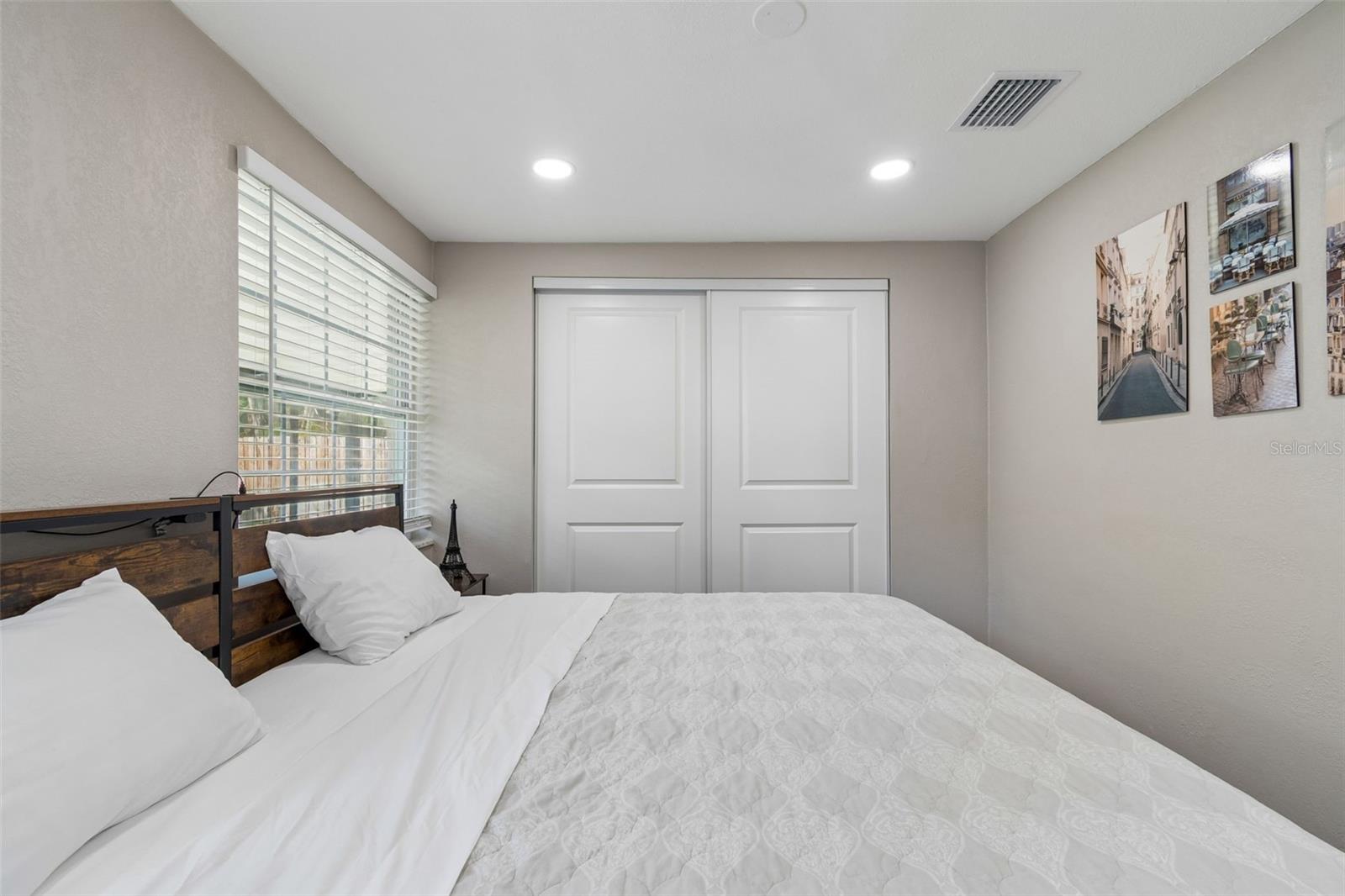4906 W CLEVELAND ST — photo 49