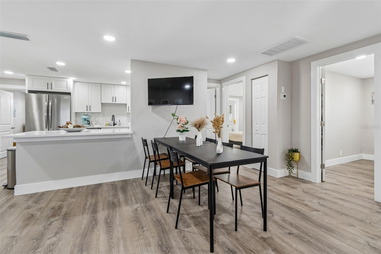 4906 W CLEVELAND ST — photo 10