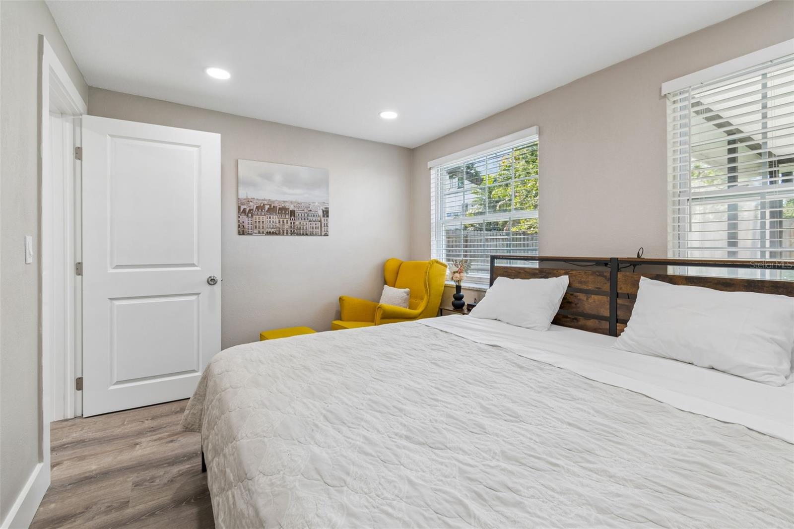 4906 W CLEVELAND ST — photo 50