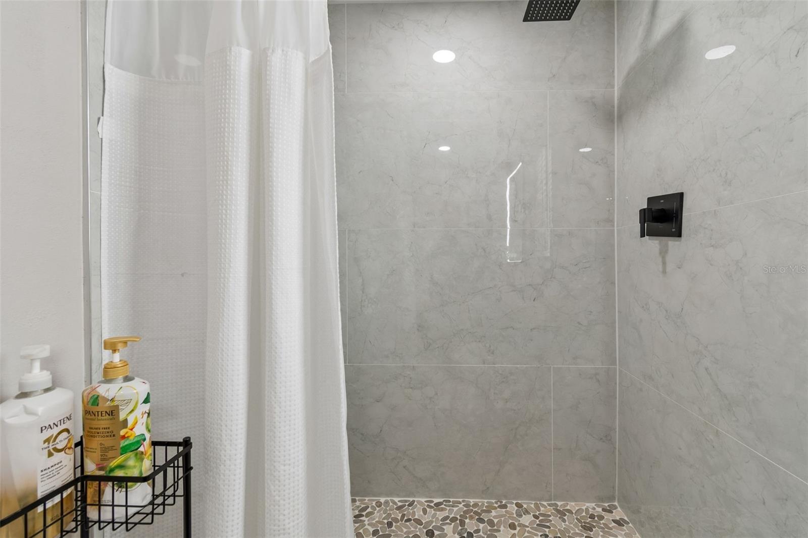 4906 W CLEVELAND ST — photo 39