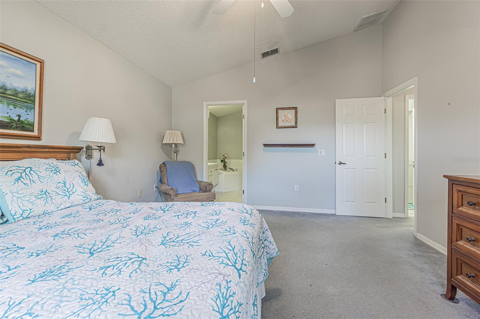 13837 LEROUX DR — photo 9