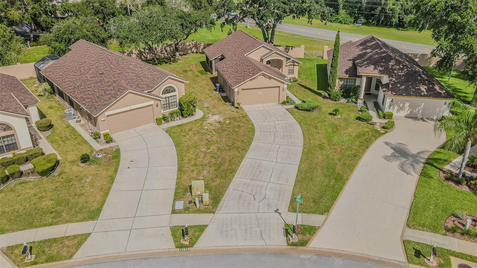 13837 LEROUX DR — photo 18