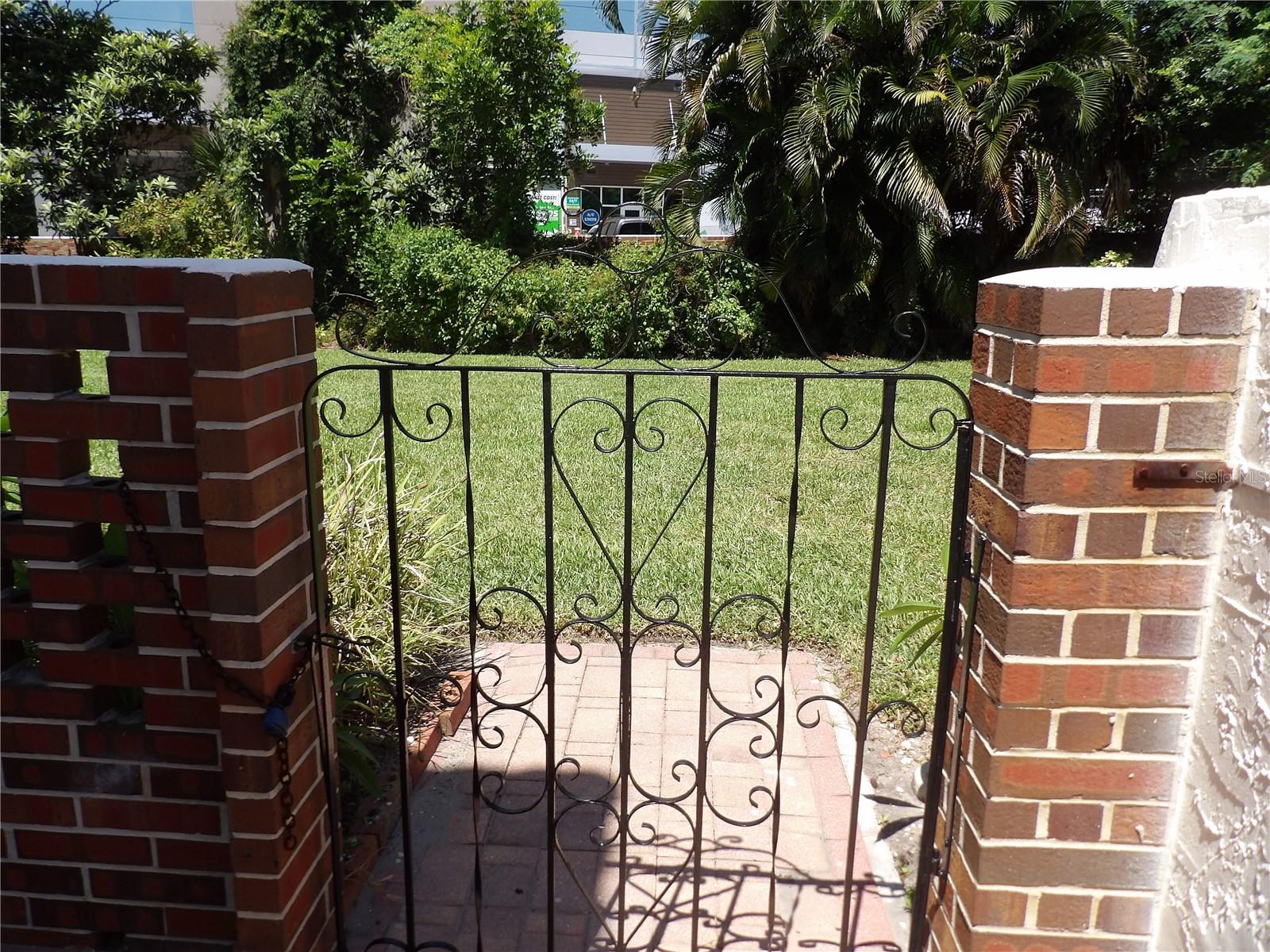 2623 SEVILLE BLVD #111 — photo 21