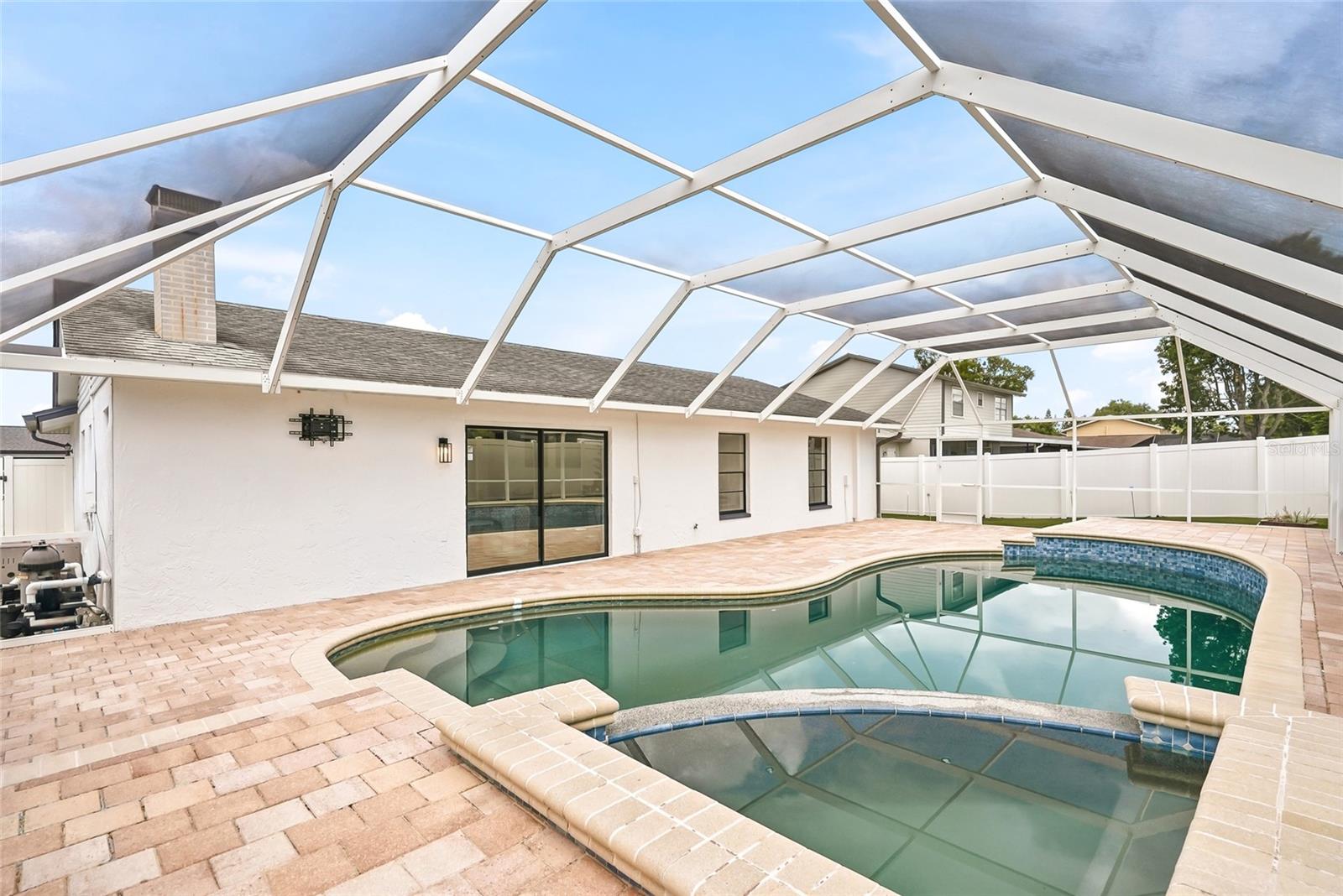 12511 CARDIFF DR — photo 29