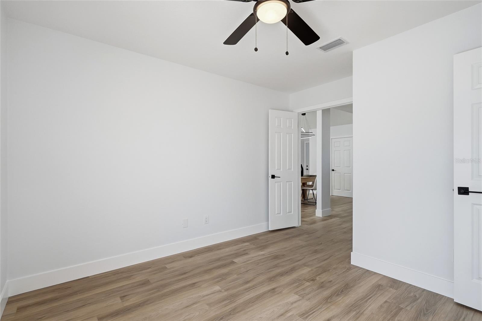 12511 CARDIFF DR — photo 27
