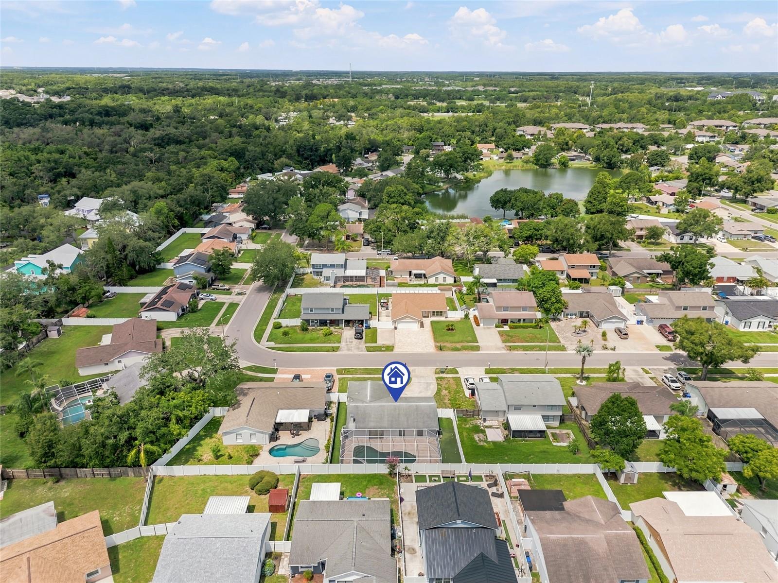 12511 CARDIFF DR — photo 35