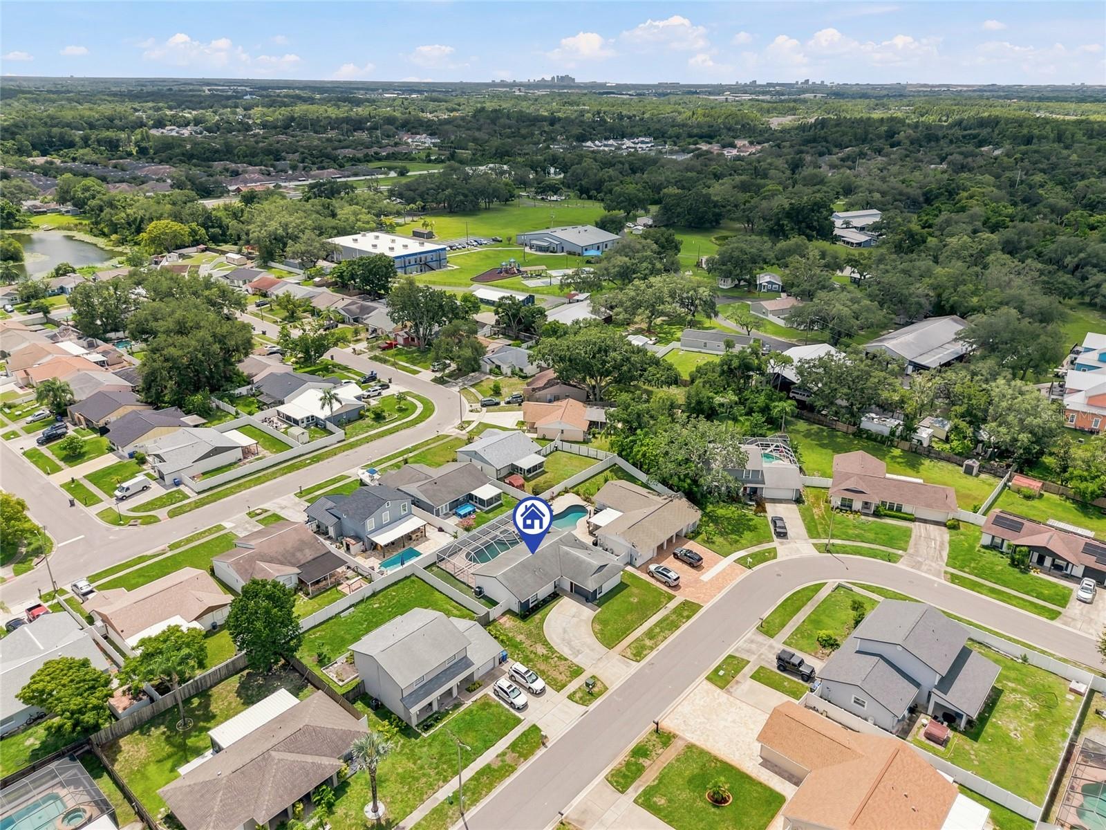 12511 CARDIFF DR — photo 33