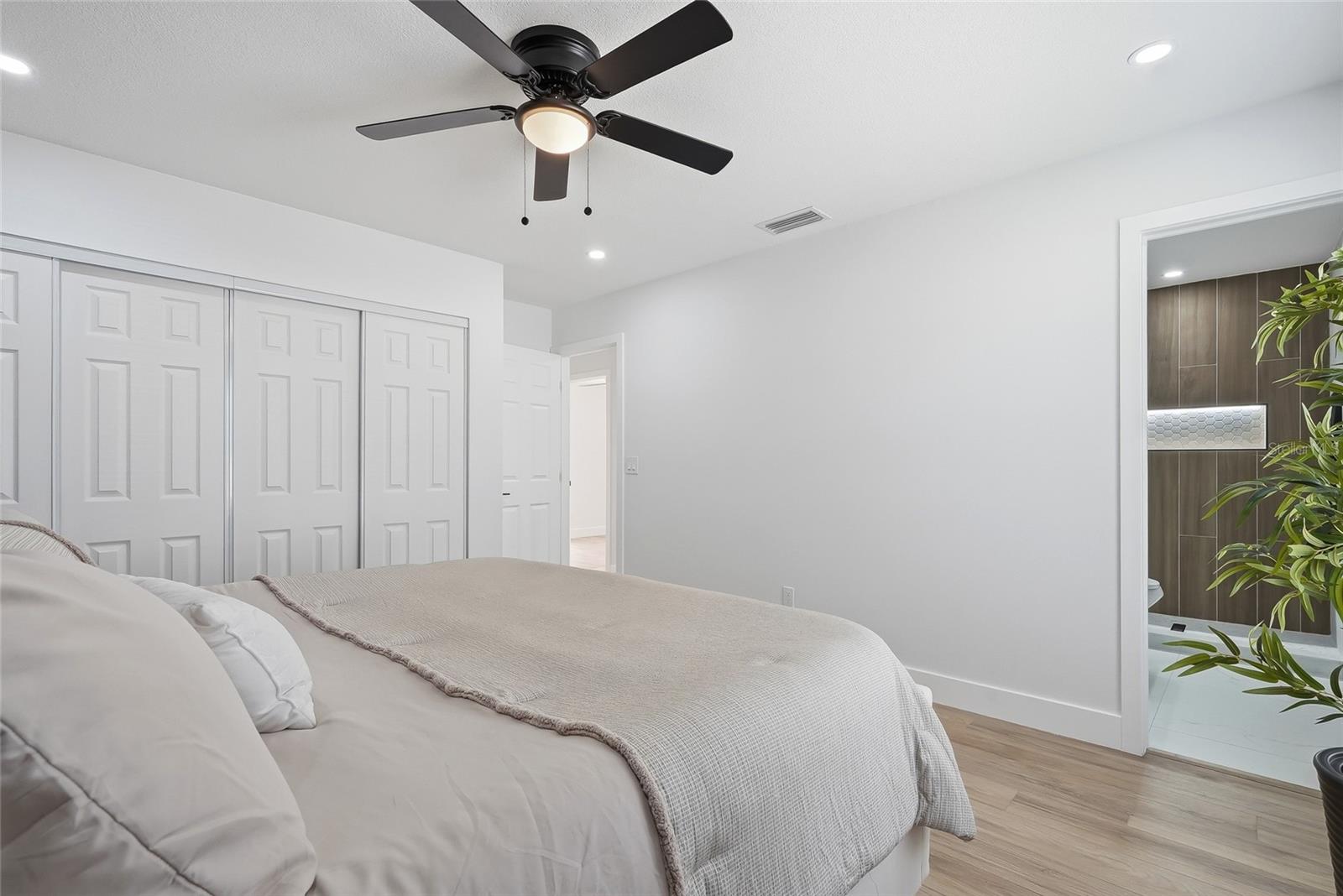 12511 CARDIFF DR — photo 23