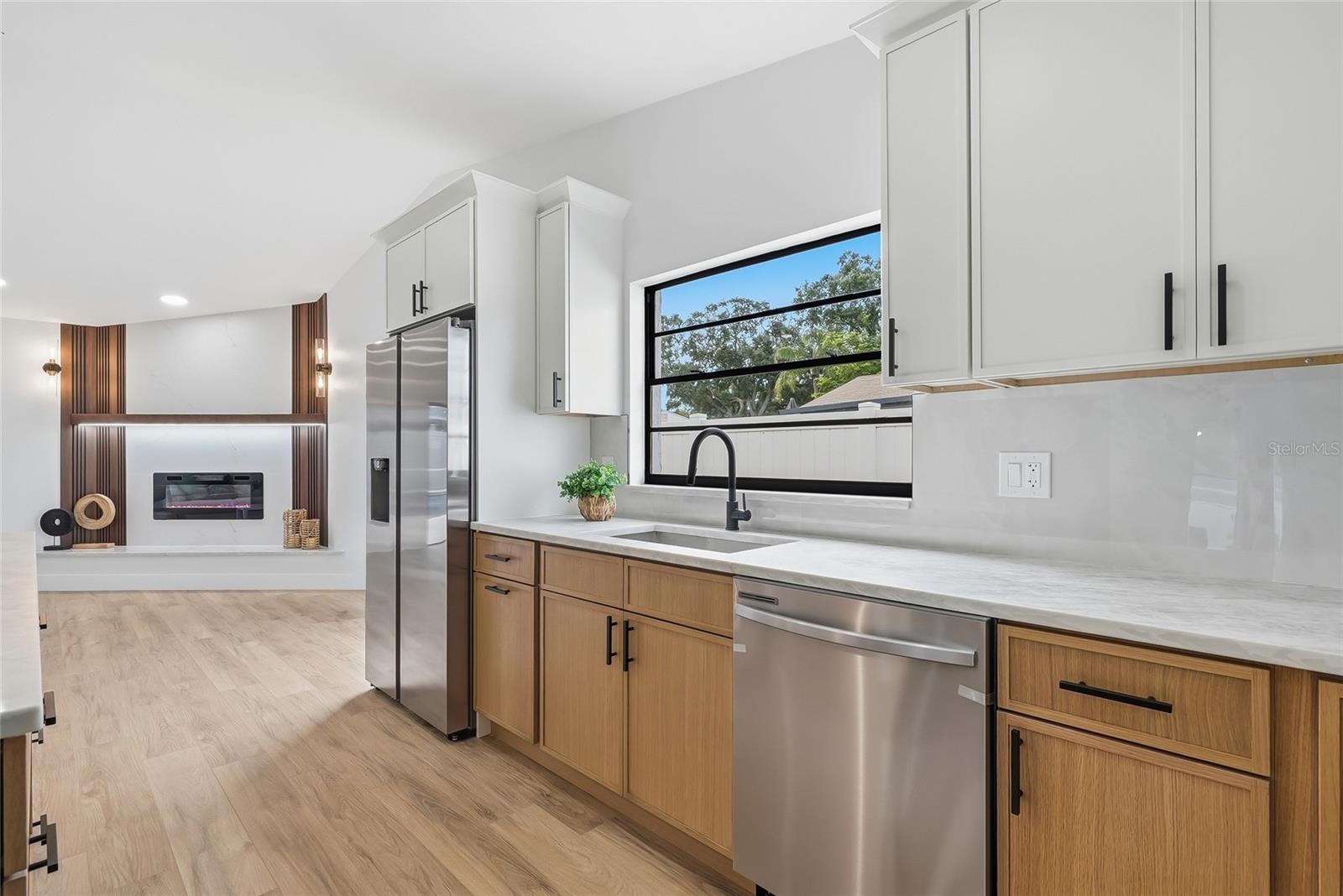 12511 CARDIFF DR — photo 16