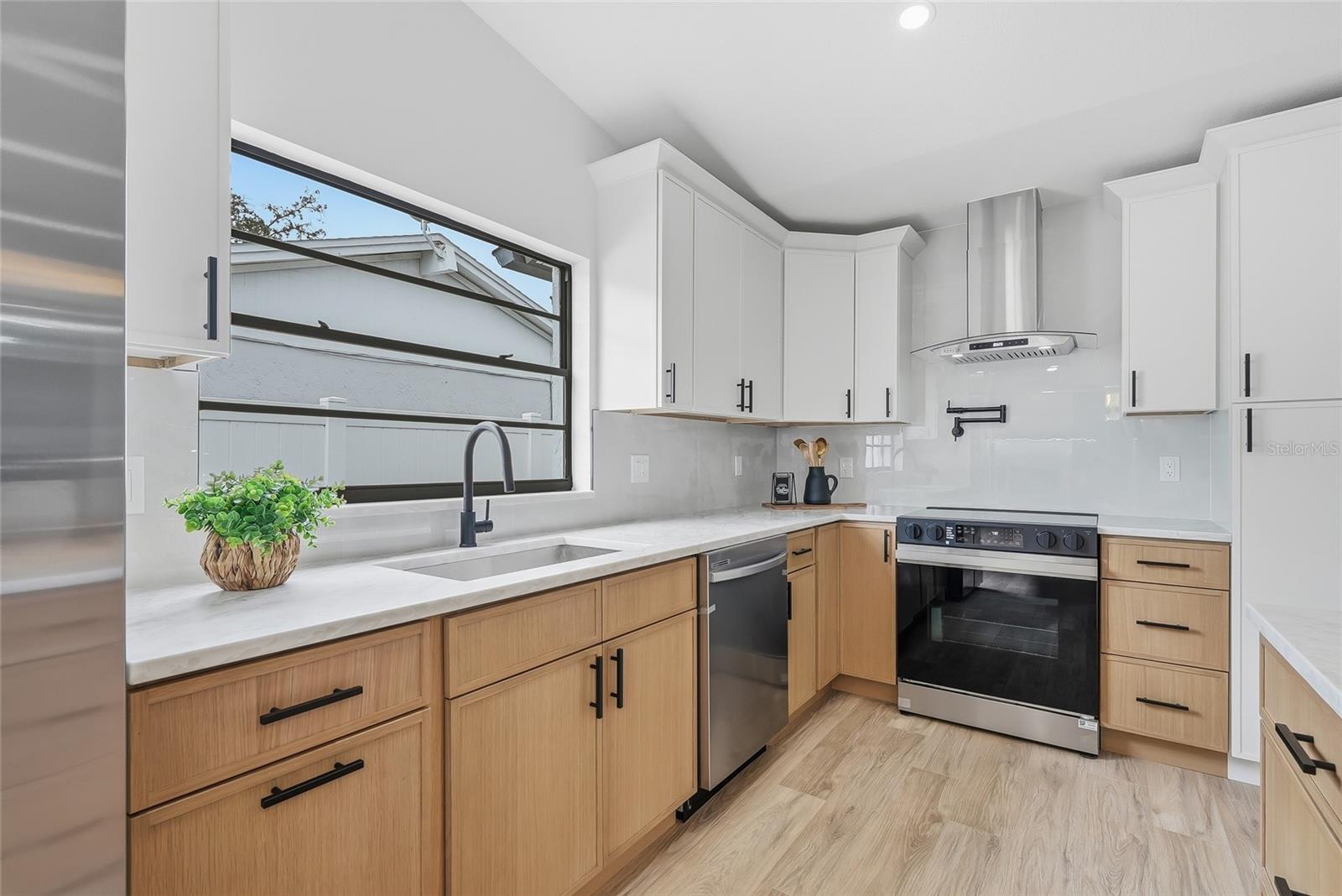 12511 CARDIFF DR — photo 14