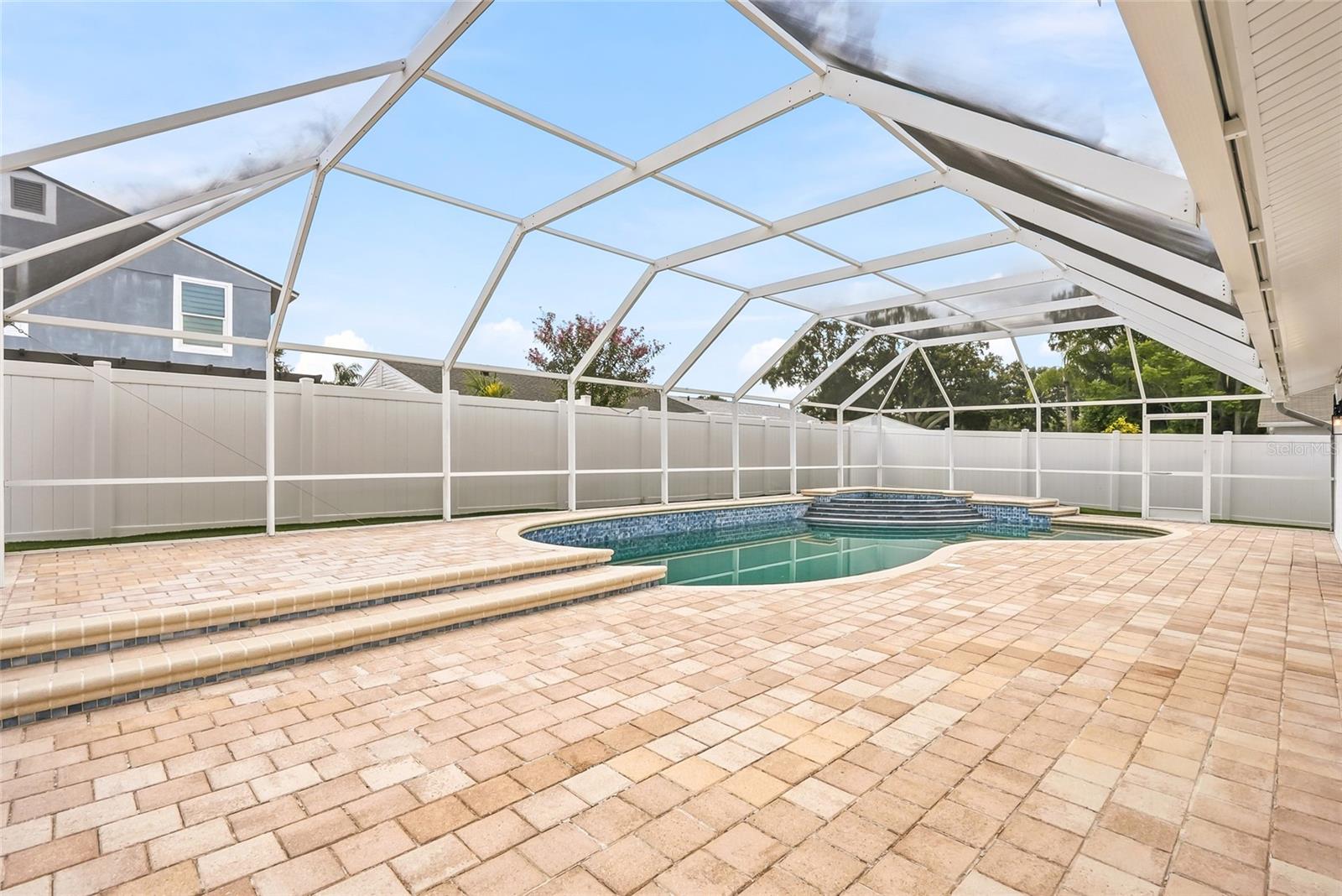 12511 CARDIFF DR — photo 28