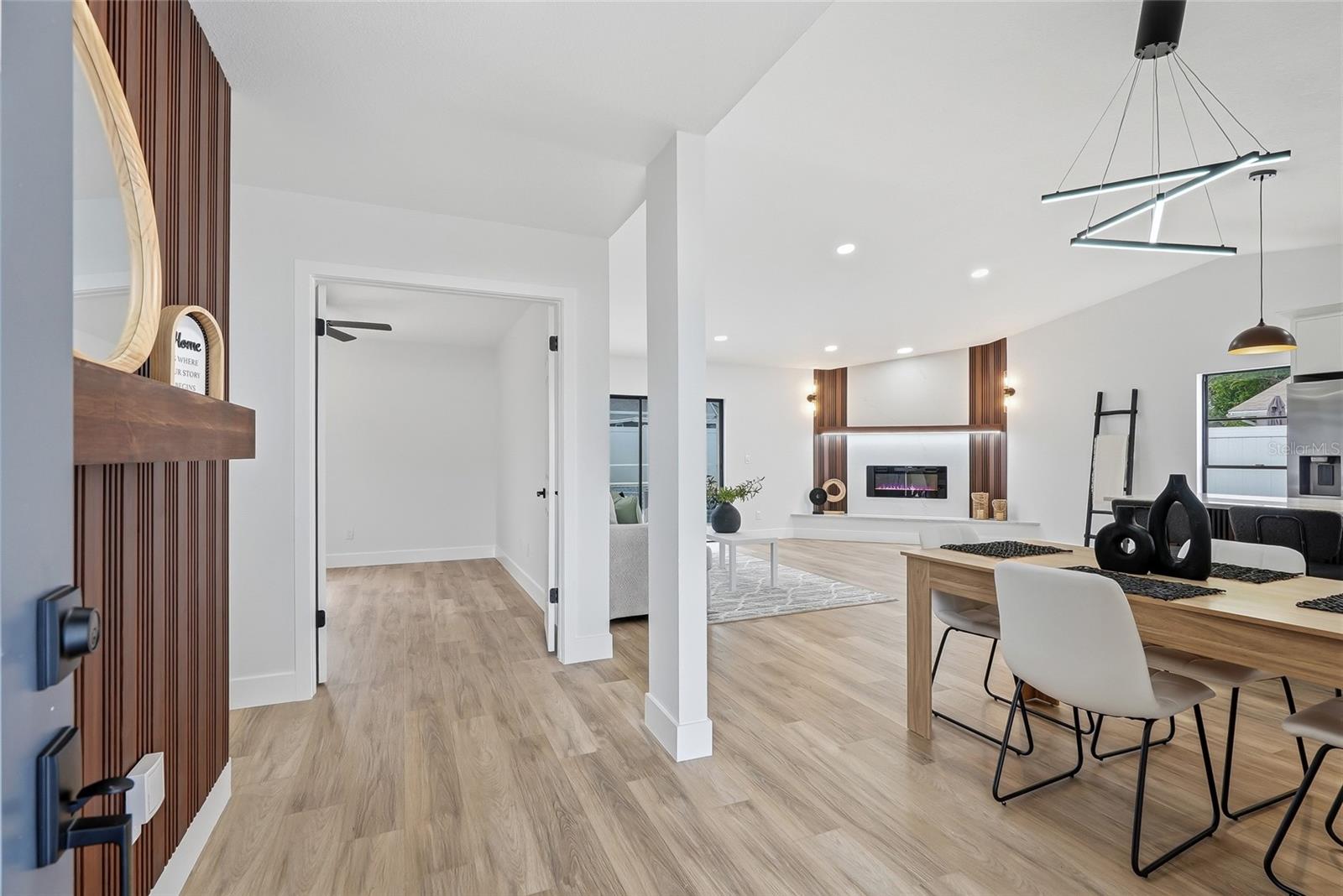 12511 CARDIFF DR — photo 4