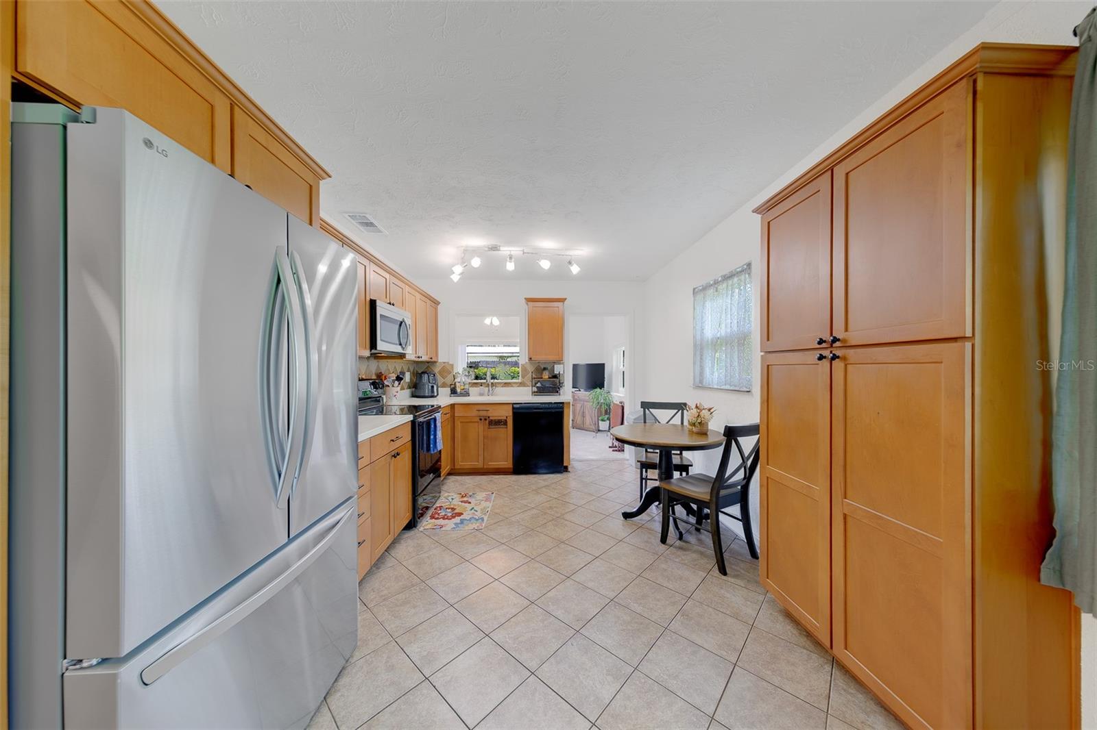2773 BELLE HAVEN DR — photo 6