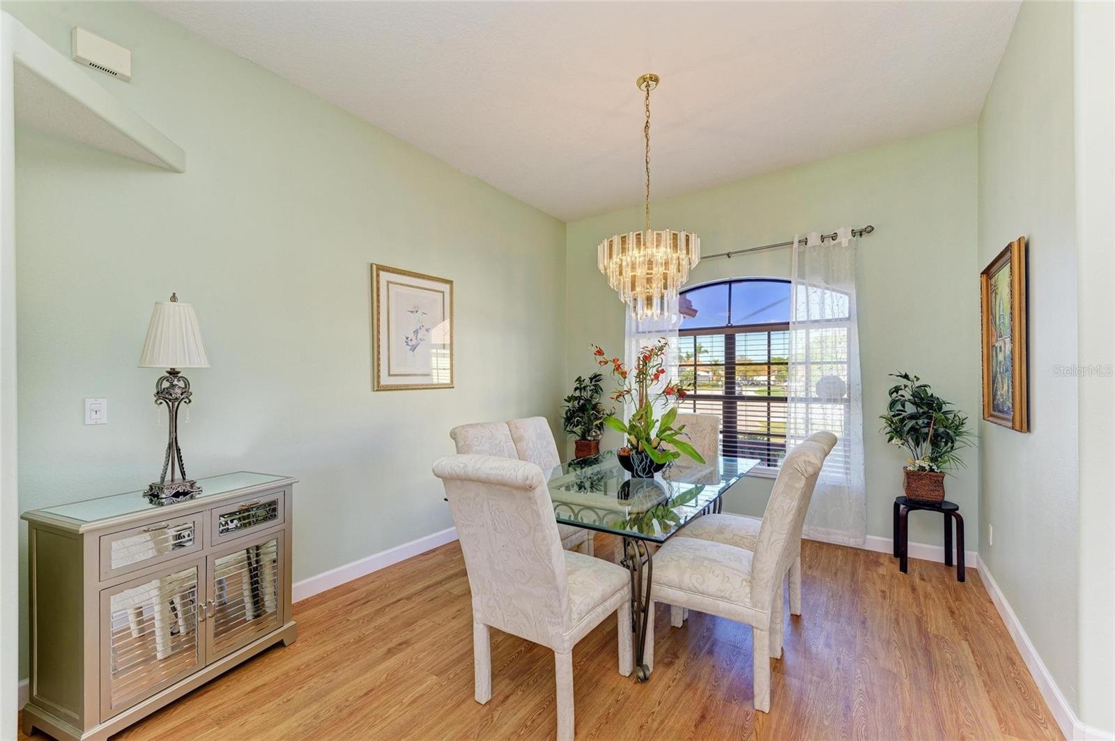 7102 42ND CT E — photo 8
