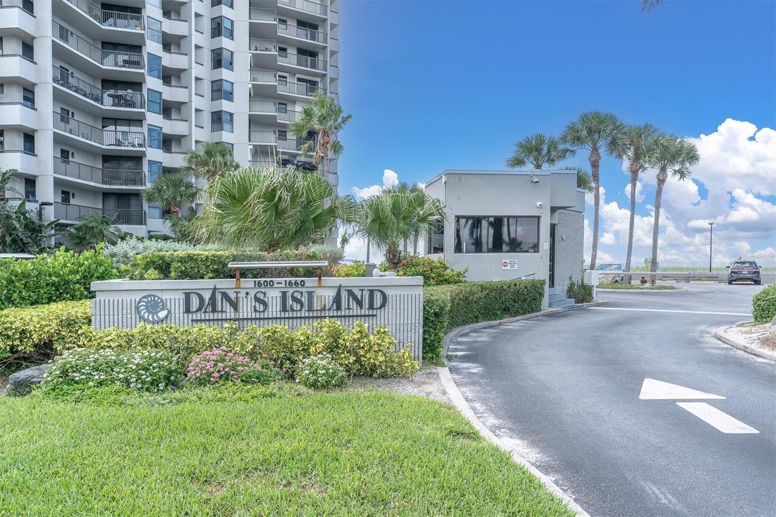 1600 GULF BLVD #617 — photo 41