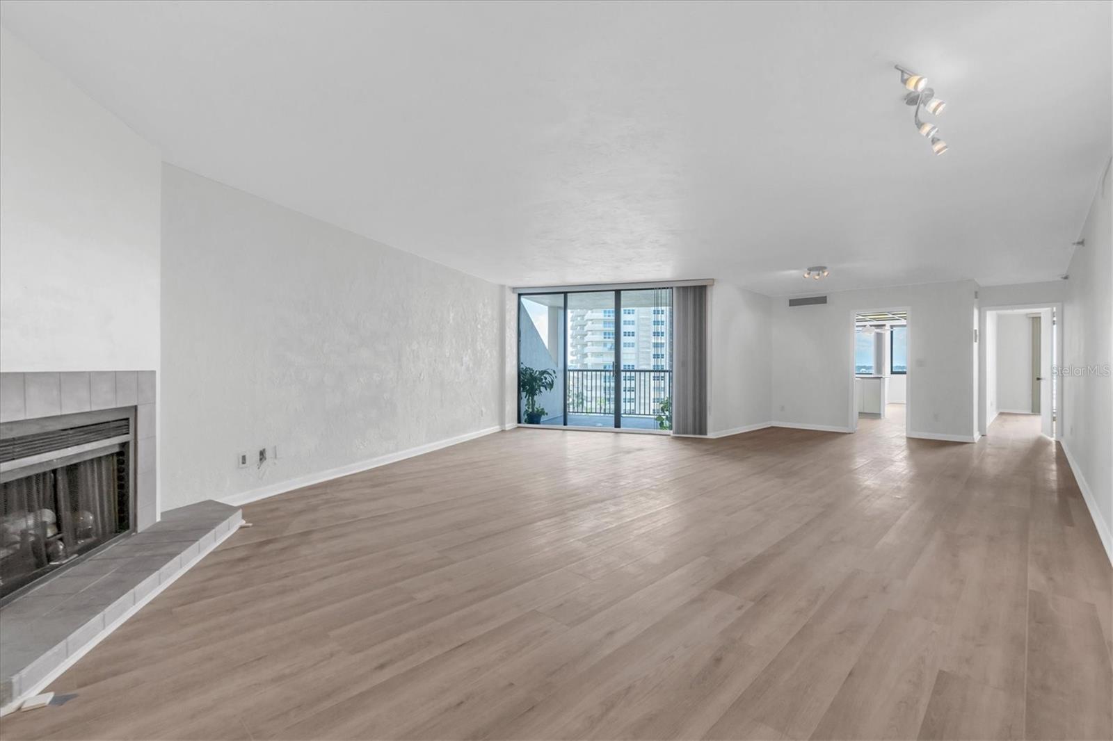 1600 GULF BLVD #617 — photo 5