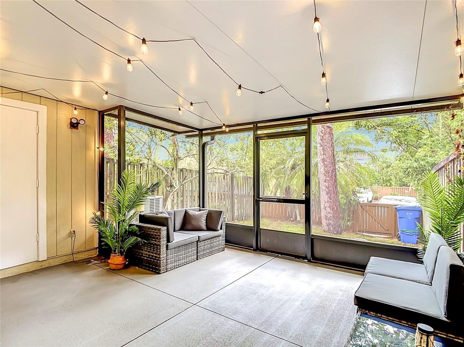 14732 PINE GLEN CIR — photo 44
