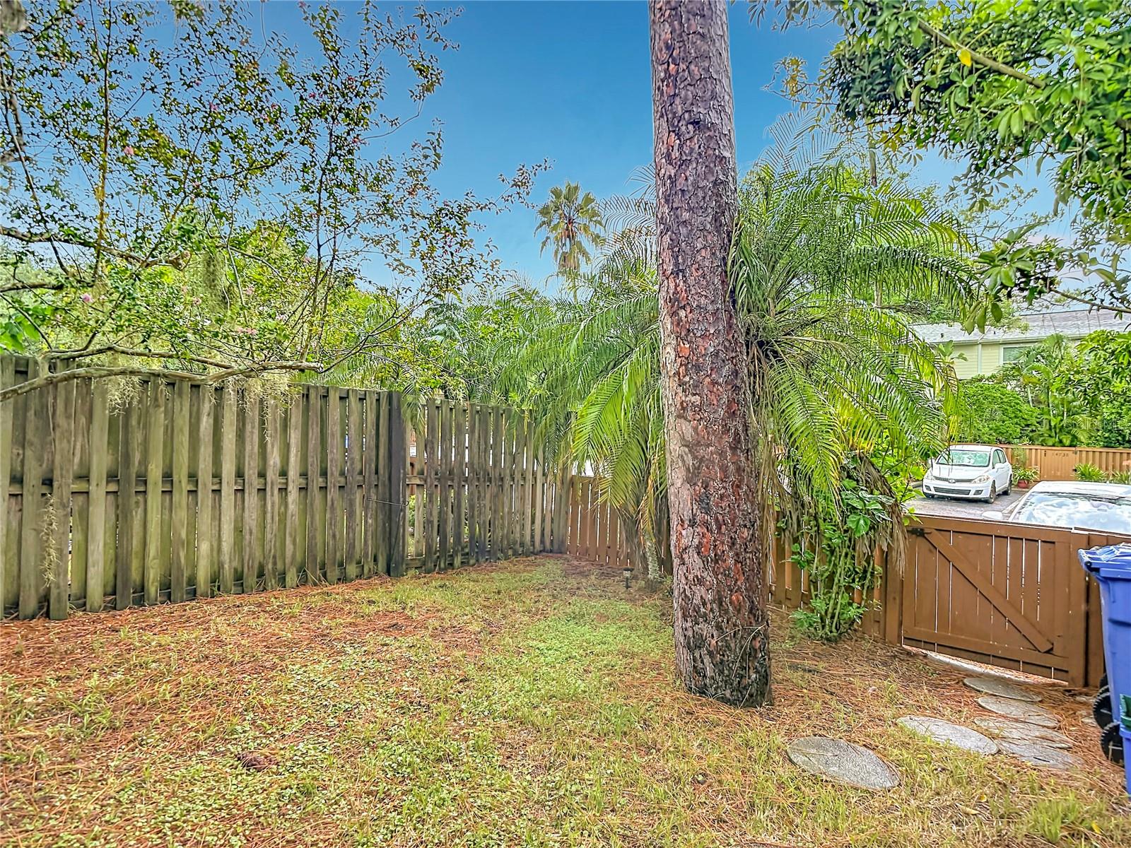 14732 PINE GLEN CIR — photo 47