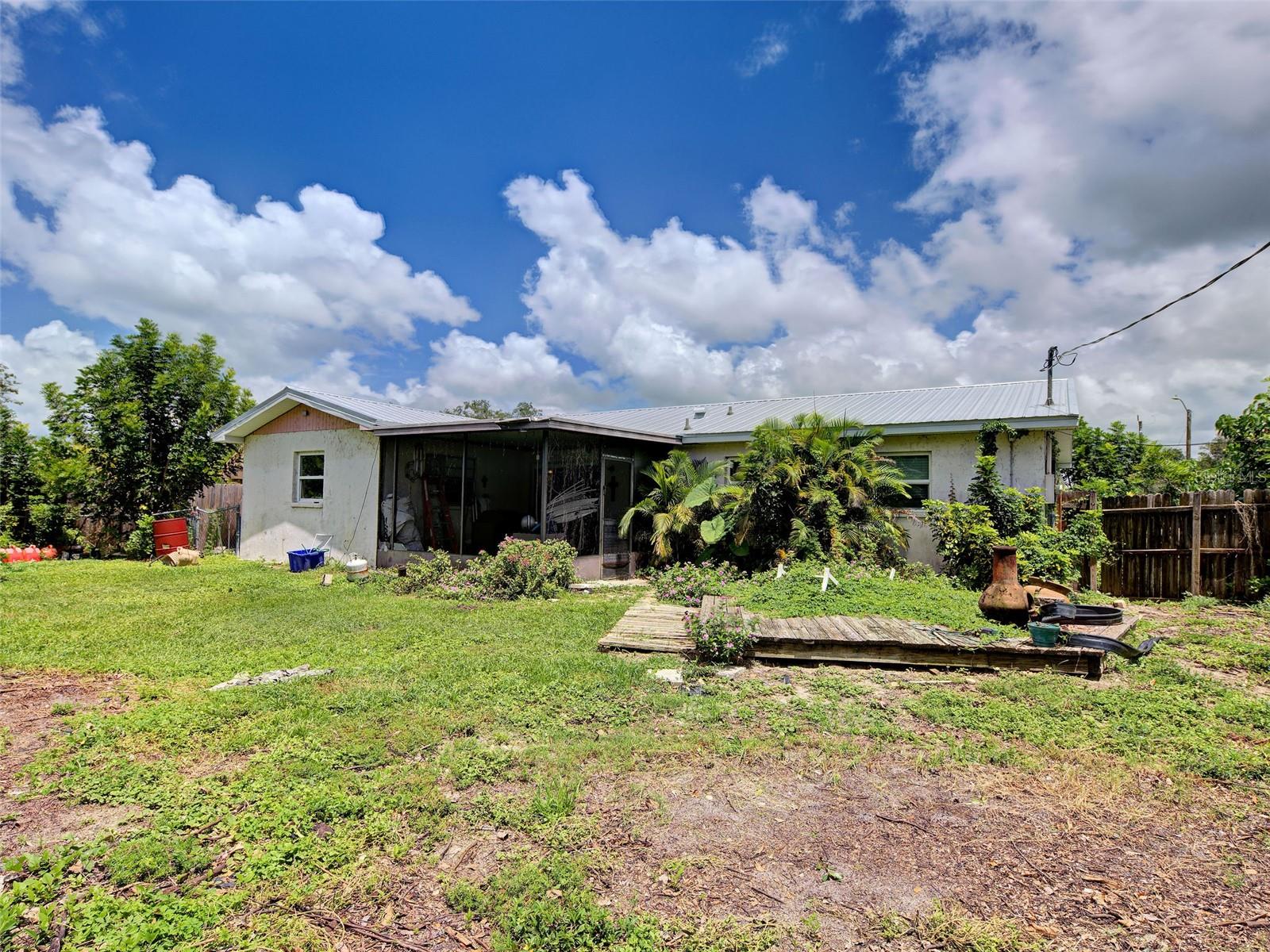 355 TRINITY RD — photo 12