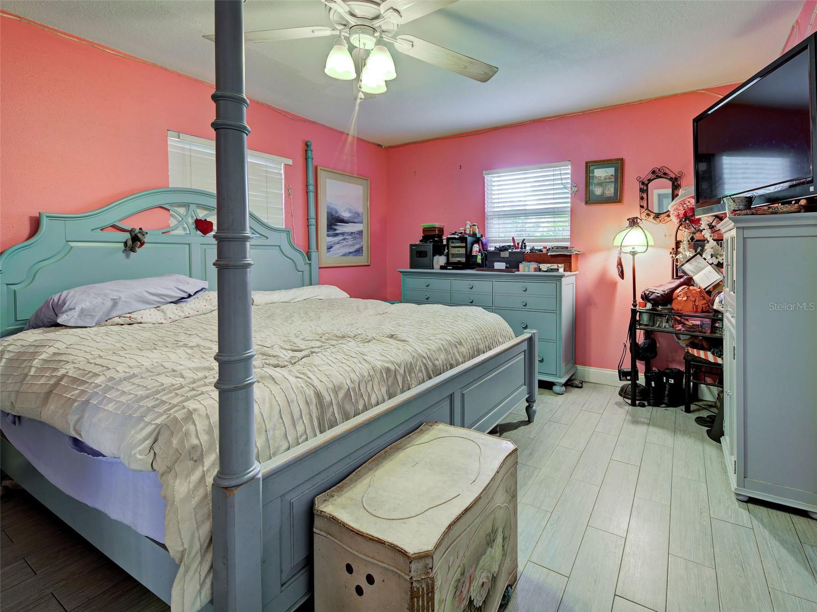355 TRINITY RD — photo 35