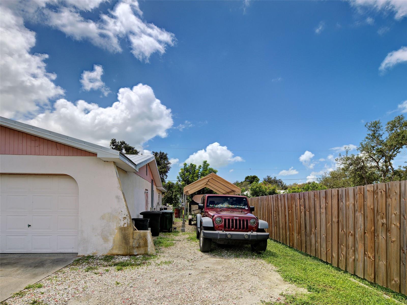 355 TRINITY RD — photo 6