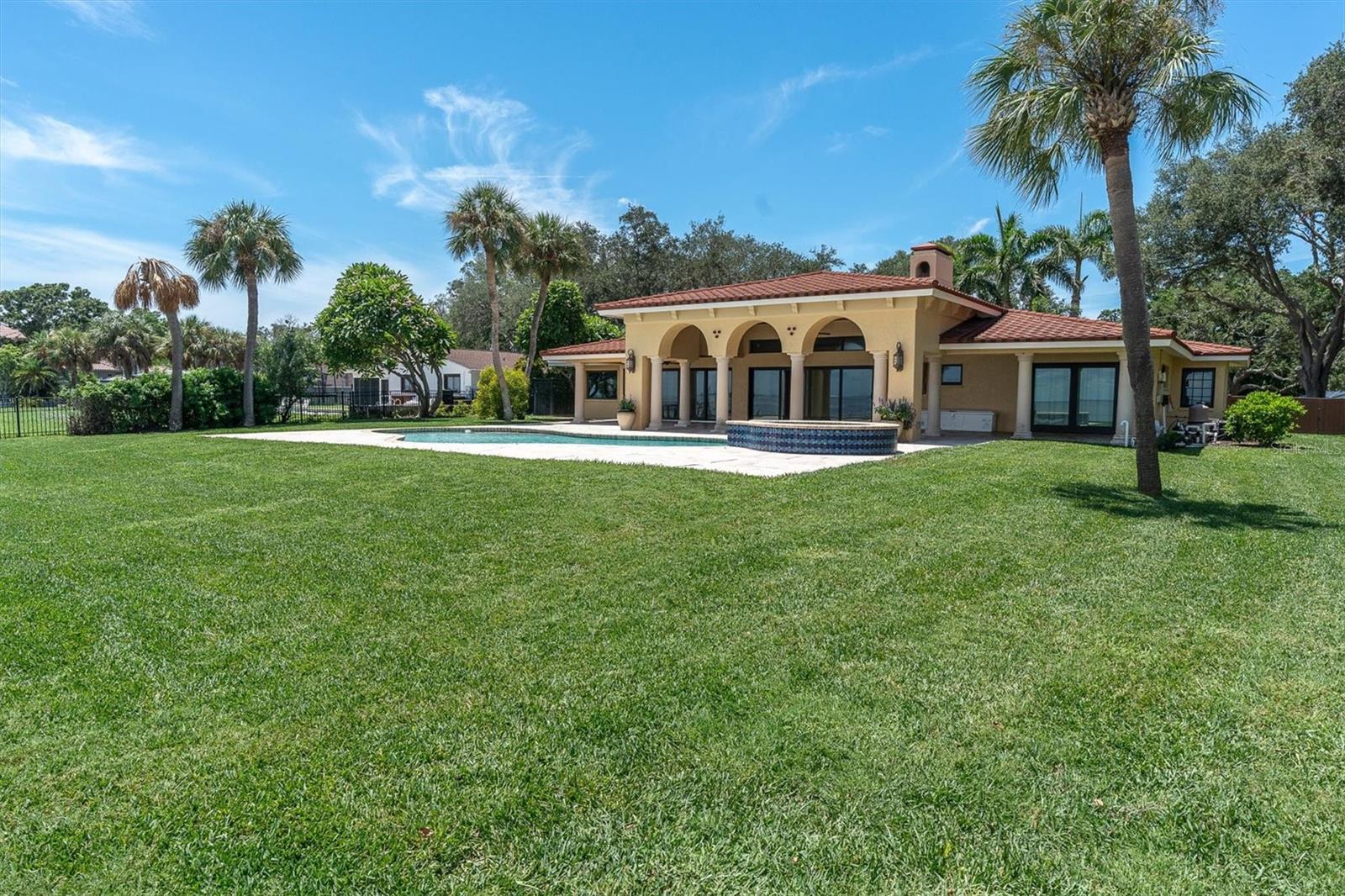 5810 BAHAMA SHORES DR S — photo 63
