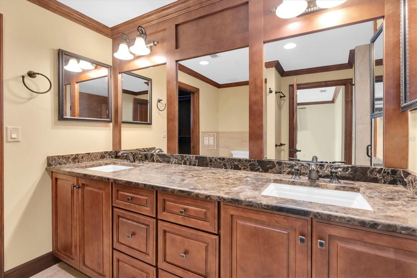 5810 BAHAMA SHORES DR S — photo 29