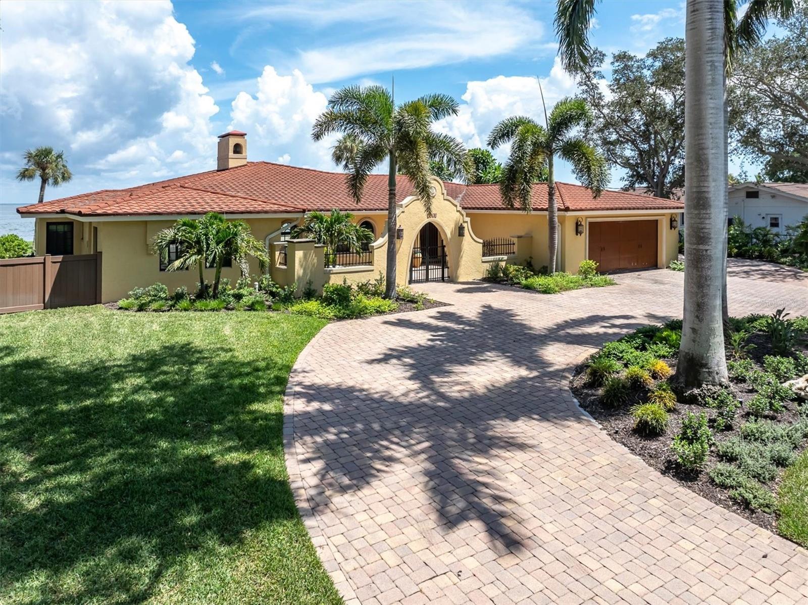 5810 BAHAMA SHORES DR S — photo 74