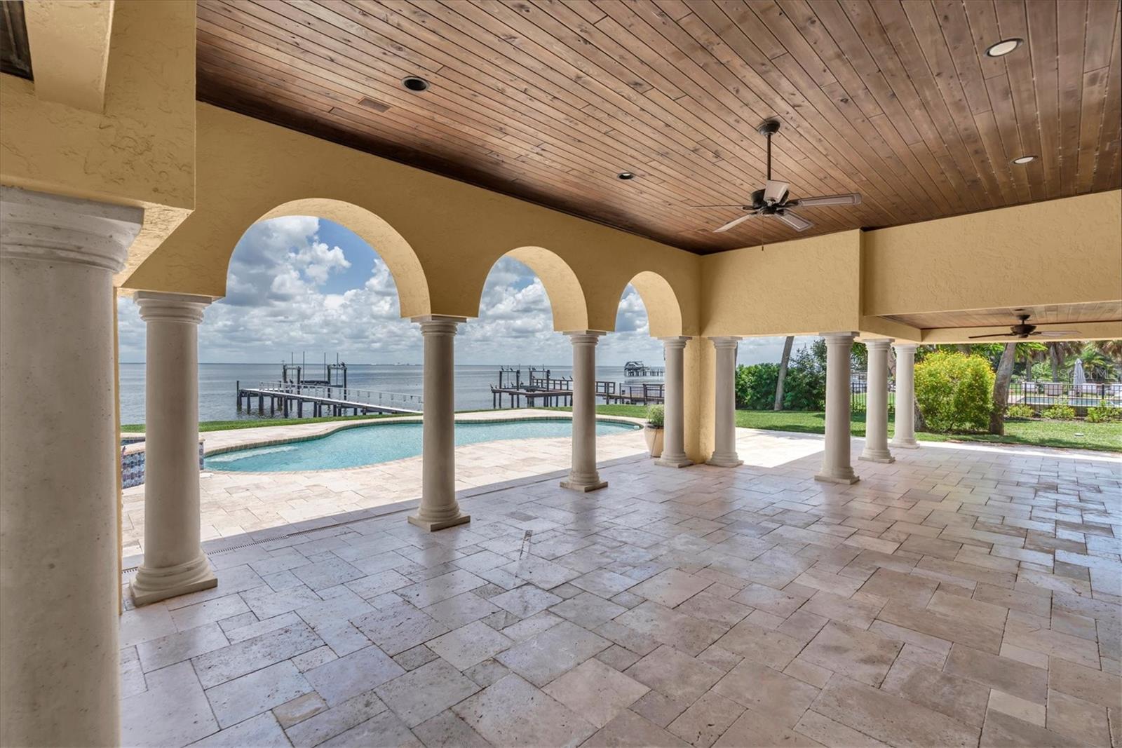 5810 BAHAMA SHORES DR S — photo 58