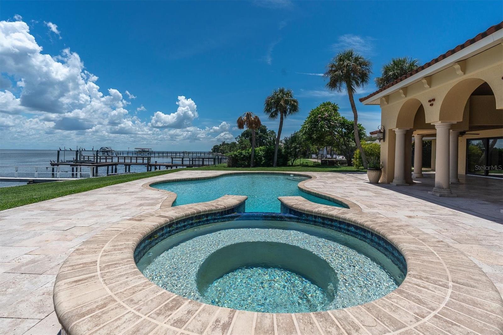 5810 BAHAMA SHORES DR S — photo 47