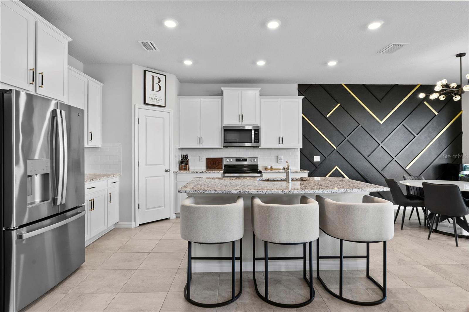 4410 DUSKY DAWN LN — photo 8