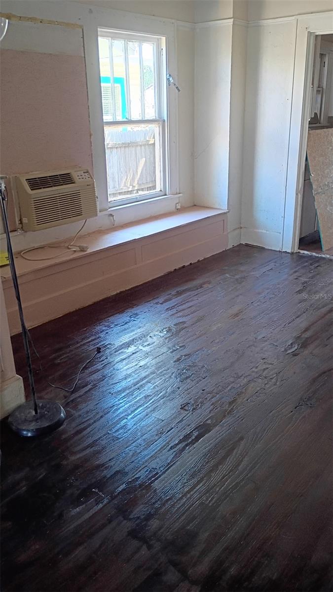 4428 4TH AVE S — photo 3