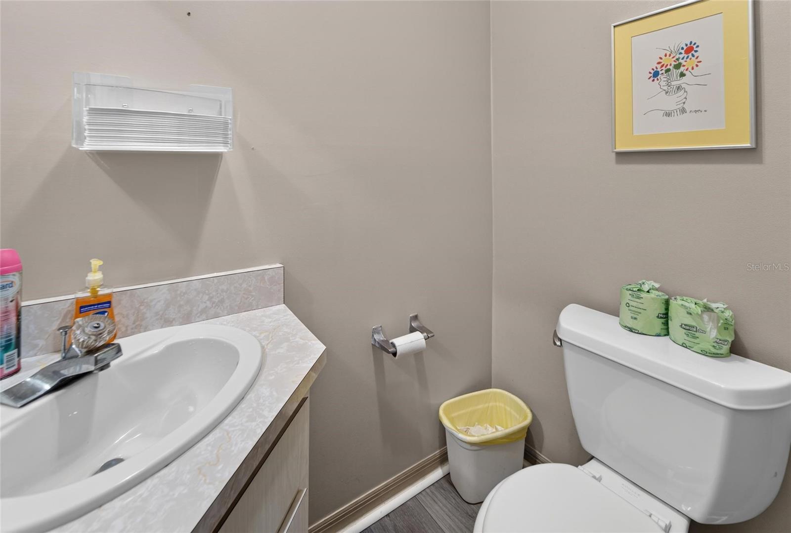 1205 W BAKER ST — photo 16