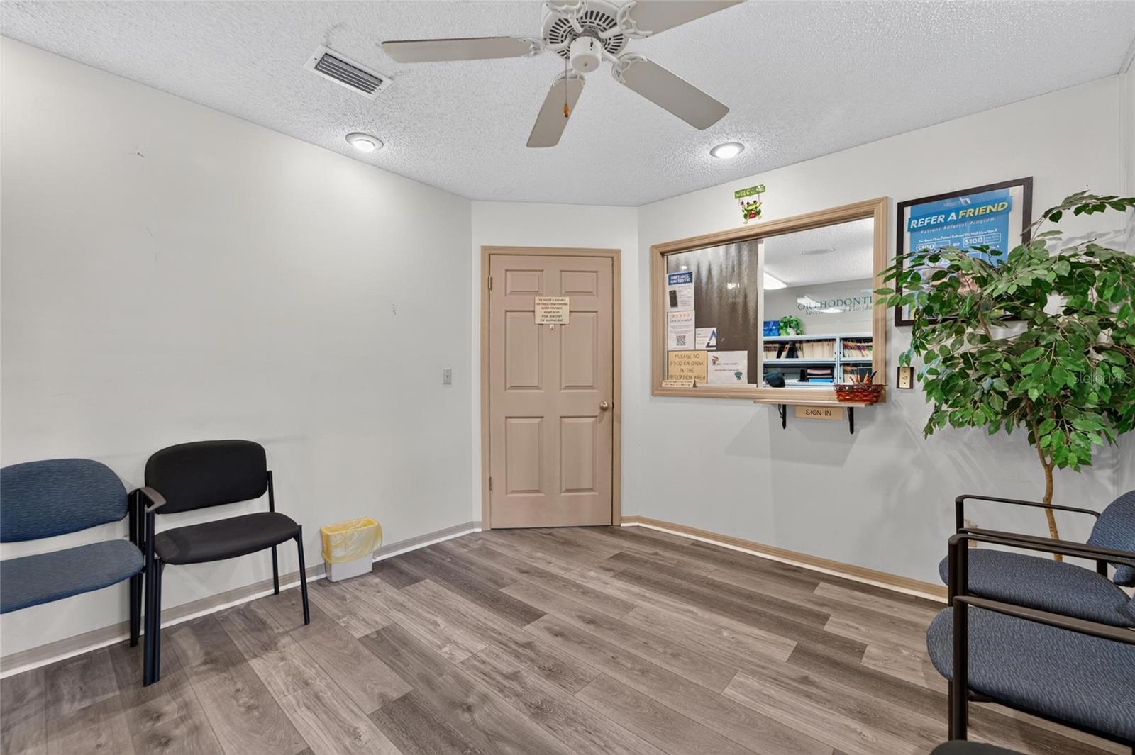 1205 W BAKER ST — photo 35