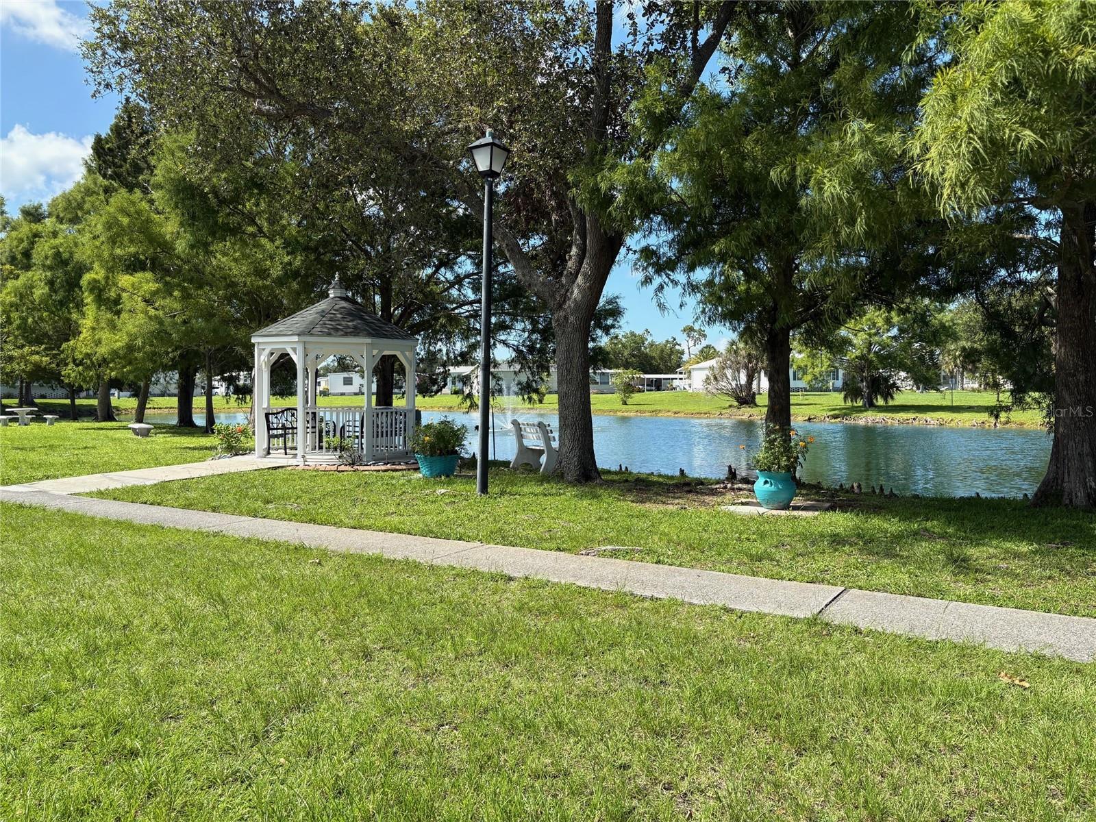 6562 HIKINA DR — photo 36