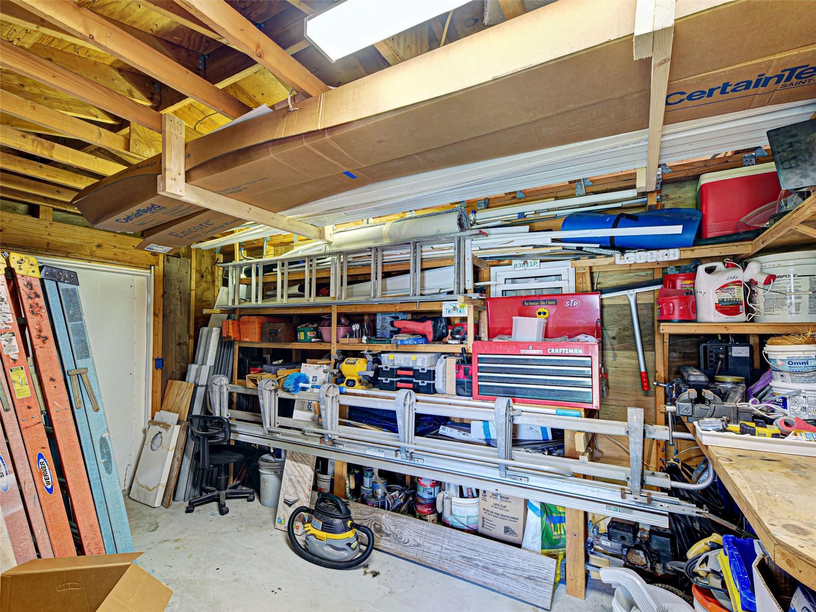 6562 HIKINA DR — photo 33