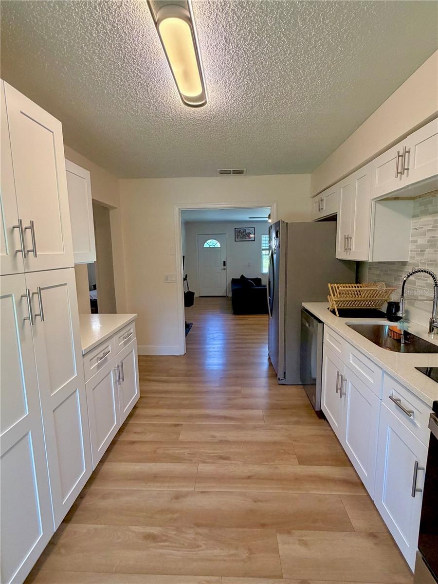 6353 FLORIDA AVE — photo 9