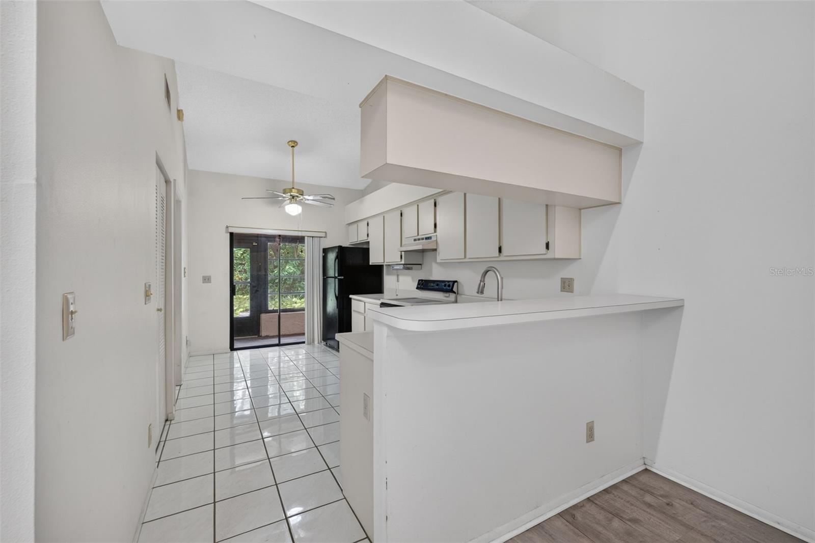 11754 SPRING TREE LN — photo 9