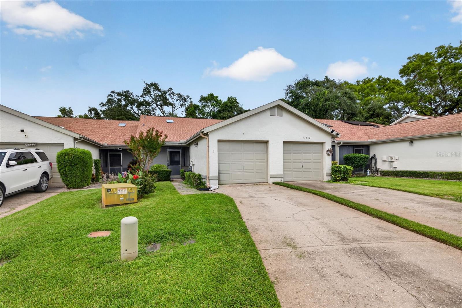 11754 SPRING TREE LN — photo 3