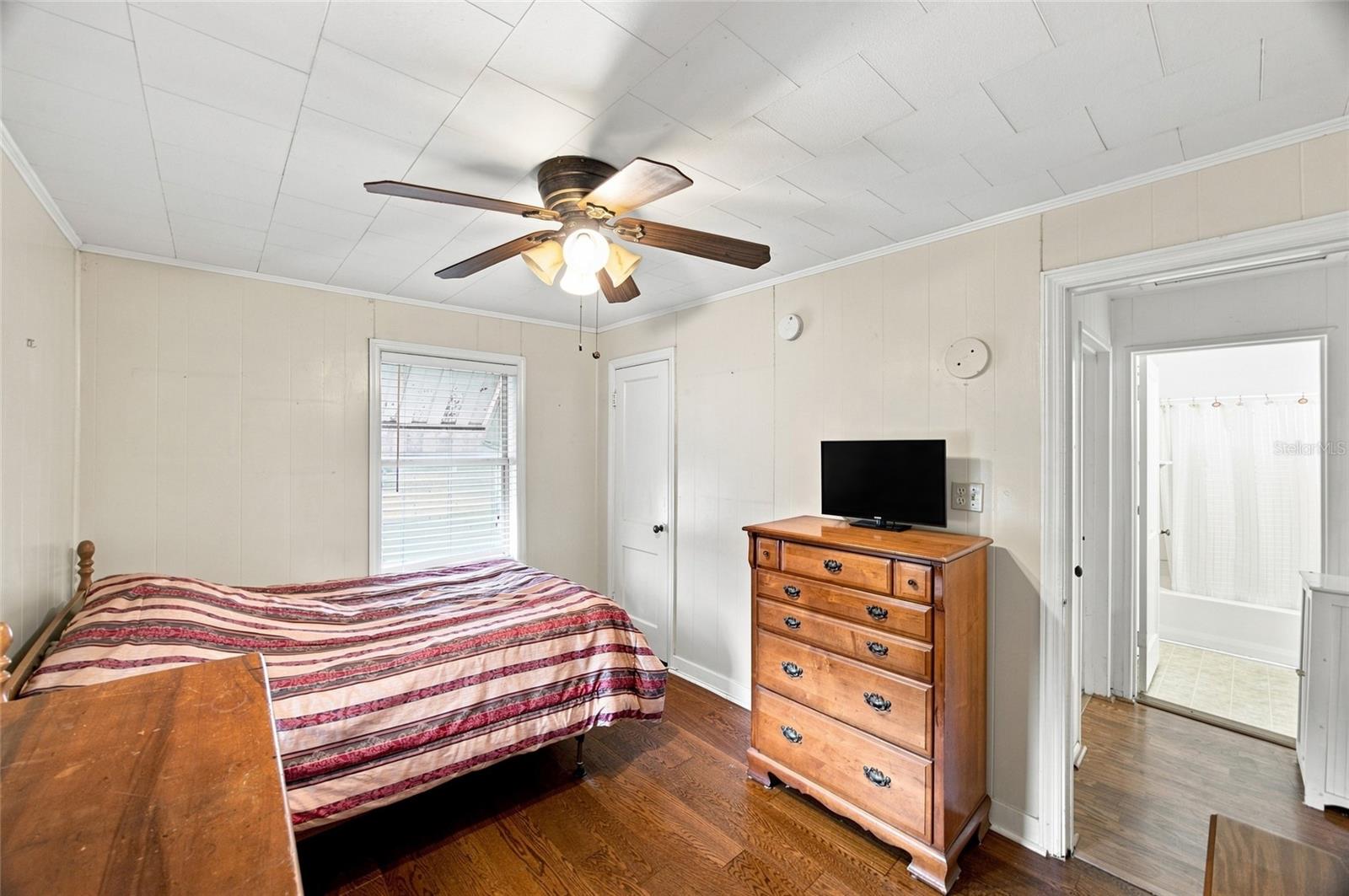 1416 E IDLEWILD AVE — photo 18
