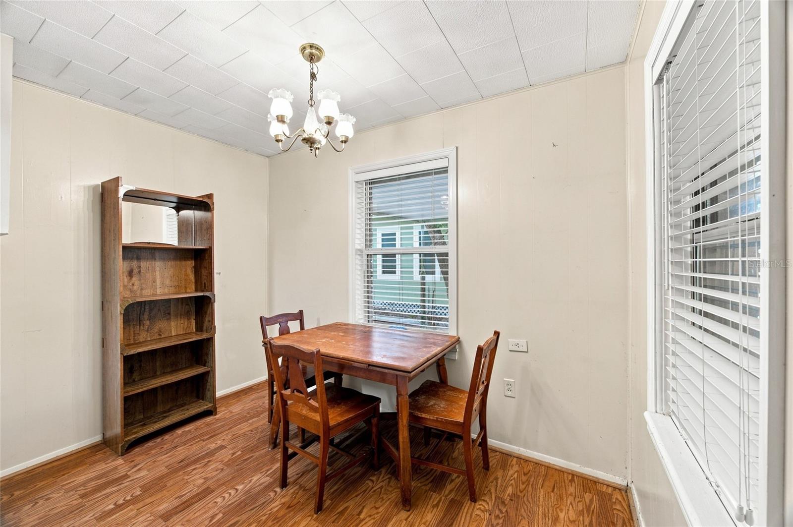 1416 E IDLEWILD AVE — photo 10