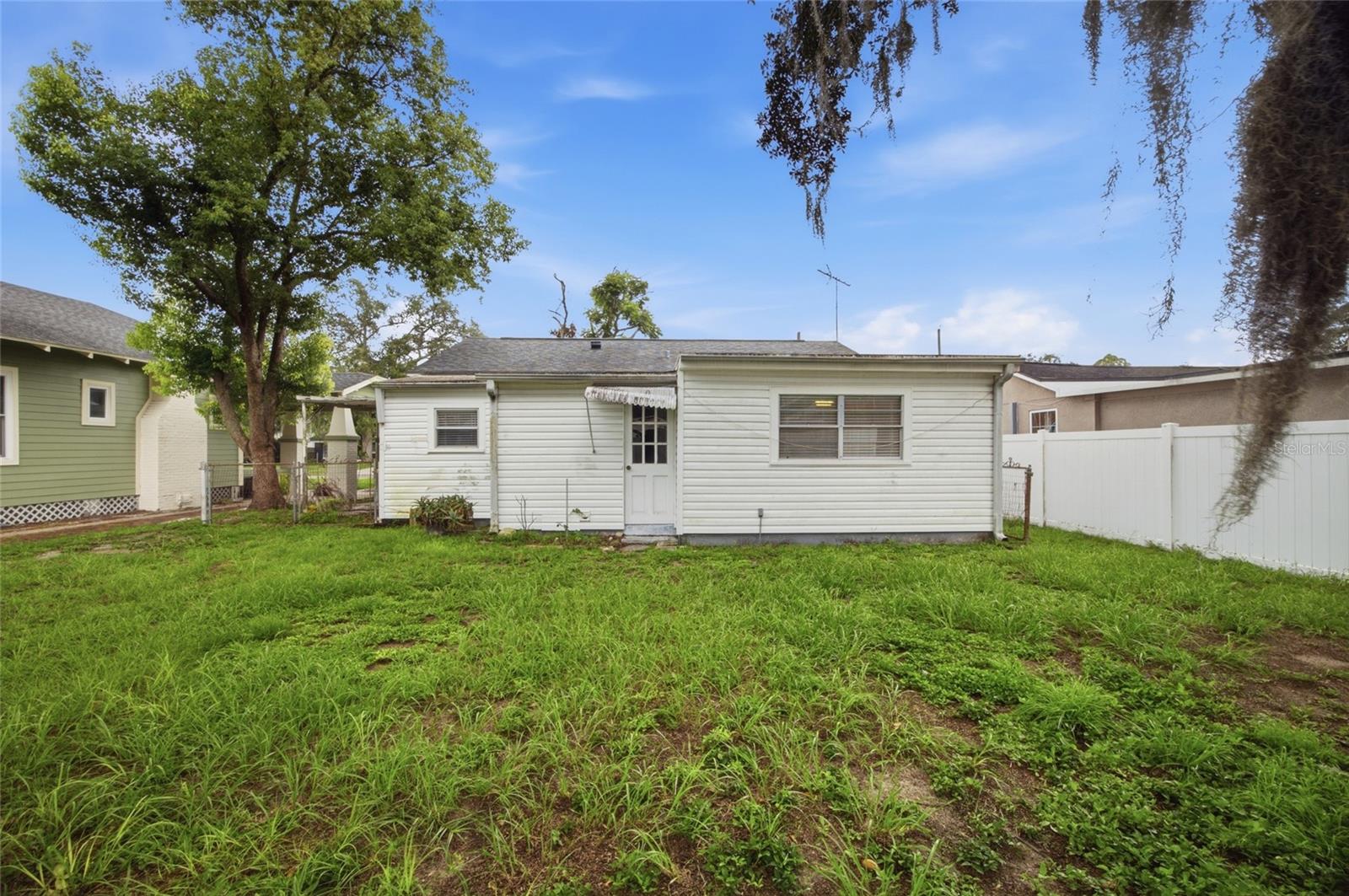 1416 E IDLEWILD AVE — photo 26