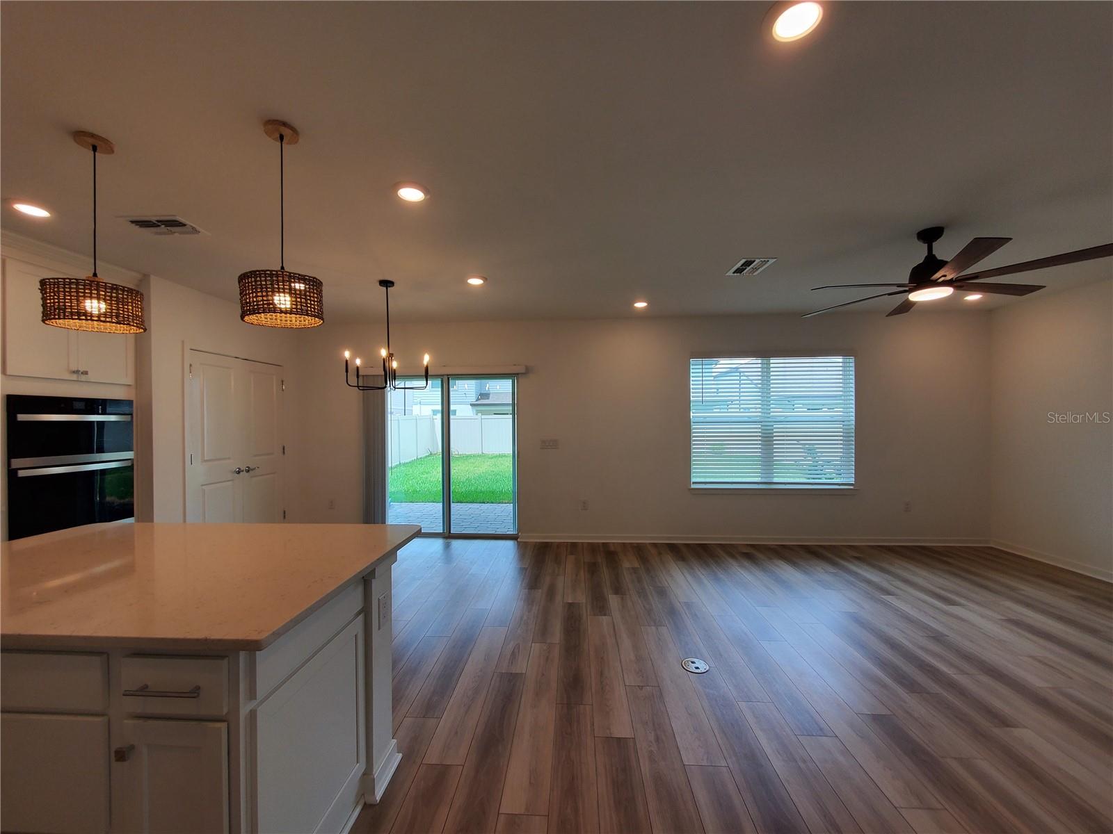 6667 DEPUE DR — photo 7