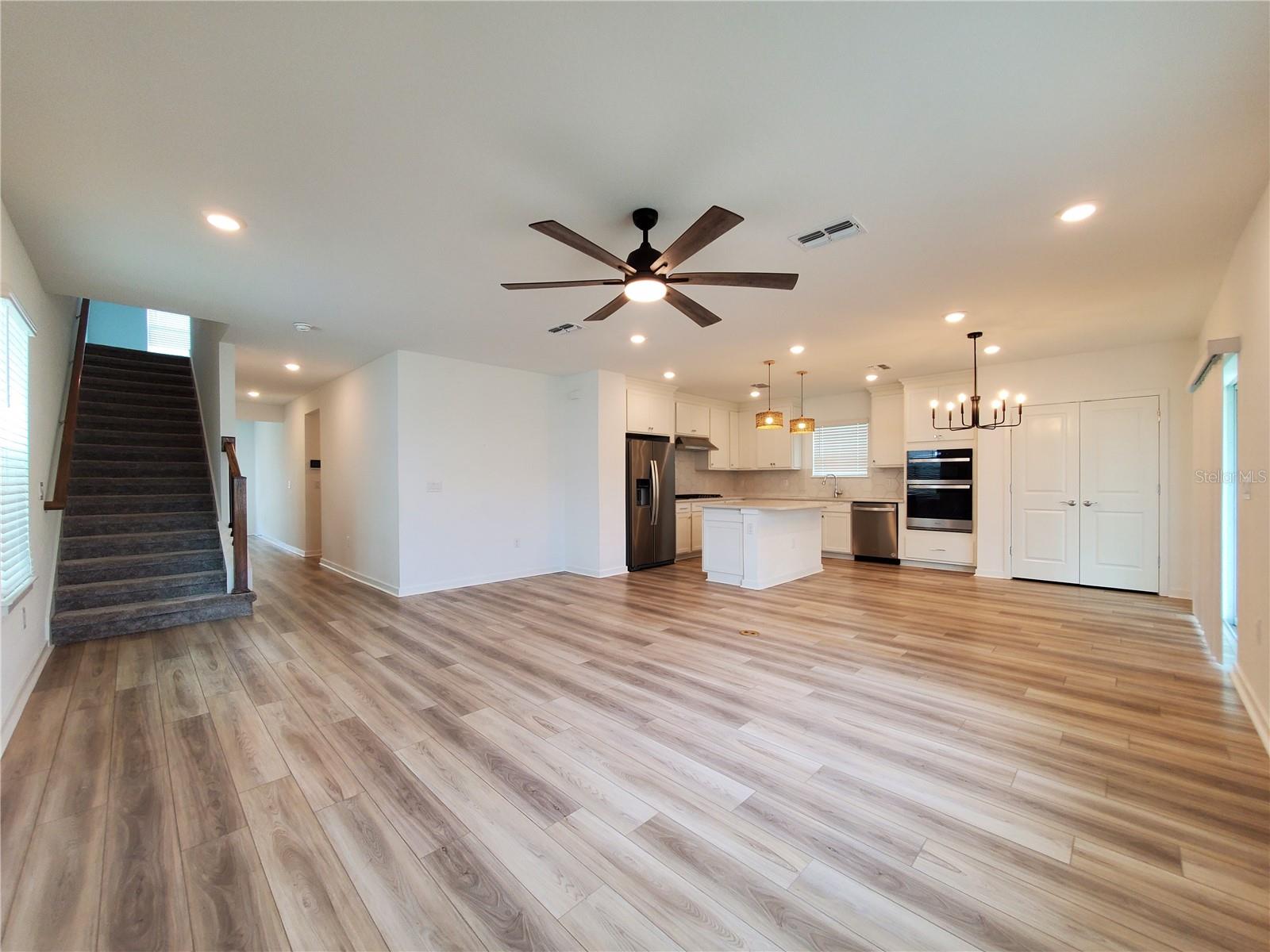 6667 DEPUE DR — photo 5